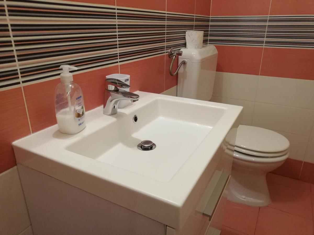 Apartments Mas Довє Екстер'єр фото
