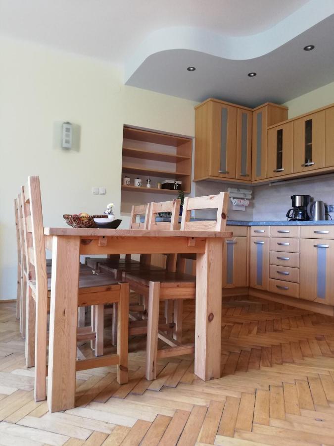 Apartments Mas Довє Екстер'єр фото