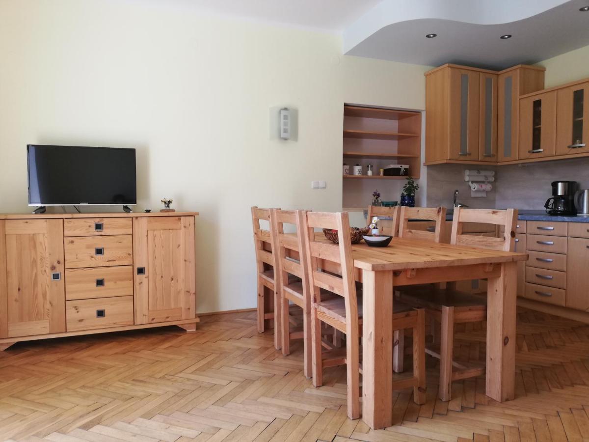 Apartments Mas Довє Екстер'єр фото