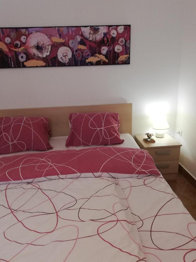 Apartments Mas Довє Екстер'єр фото