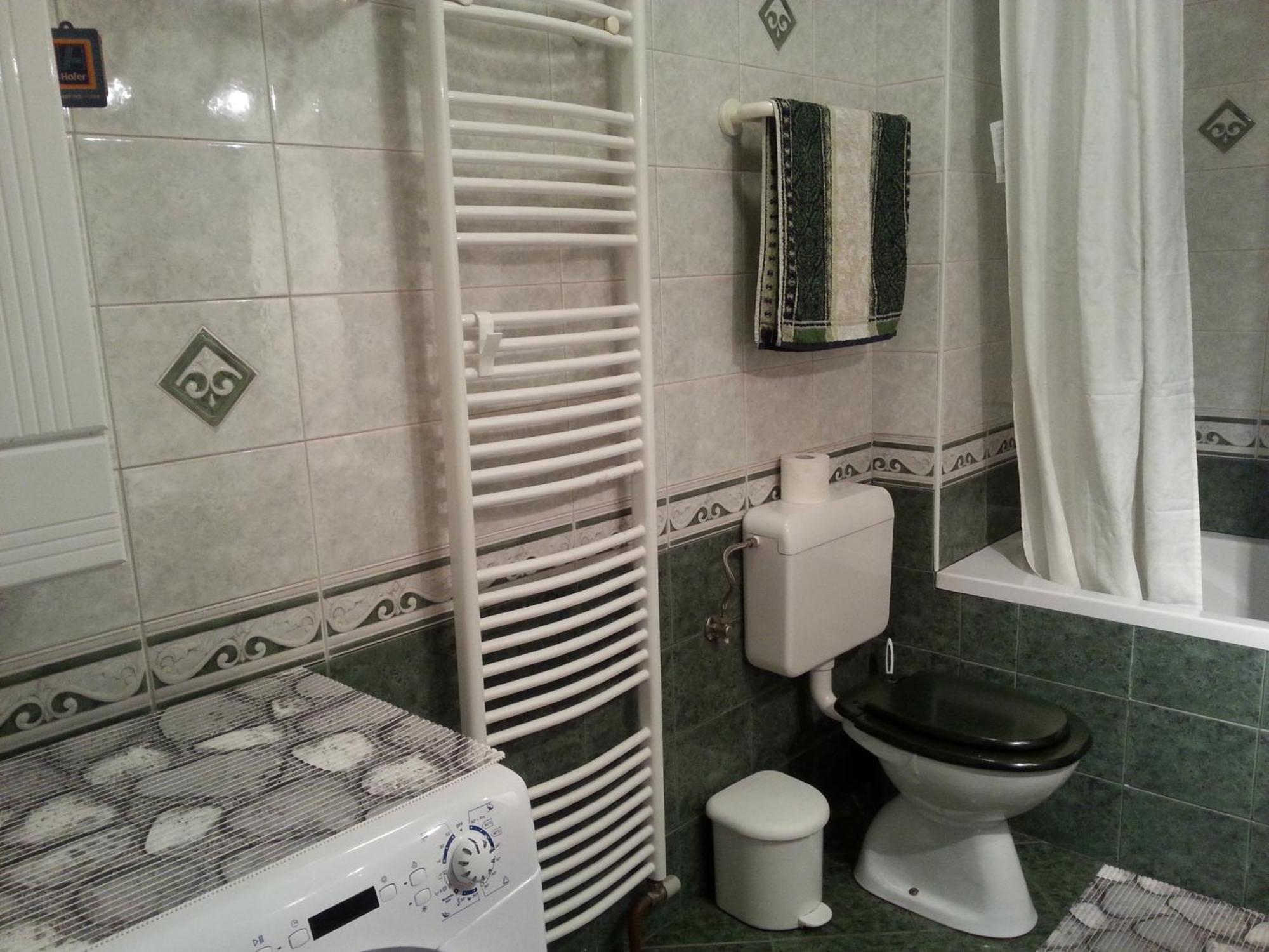 Apartments Mas Довє Екстер'єр фото