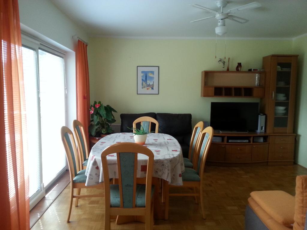 Apartments Mas Довє Екстер'єр фото